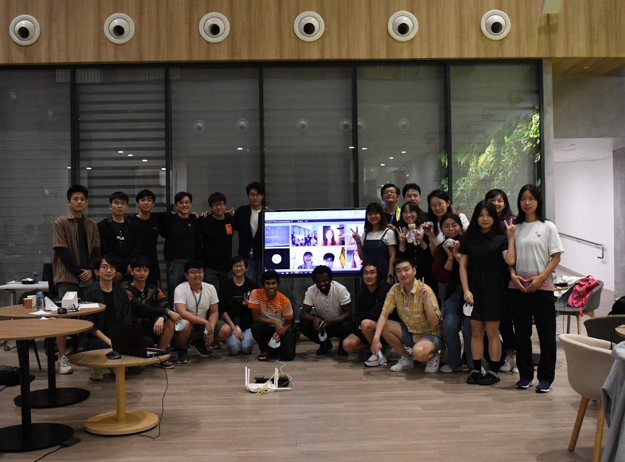 Read more about the article NUS Computing and City University of Hong Kong conduct summer bootcamp on smart glasses to nurture next-gen innovators